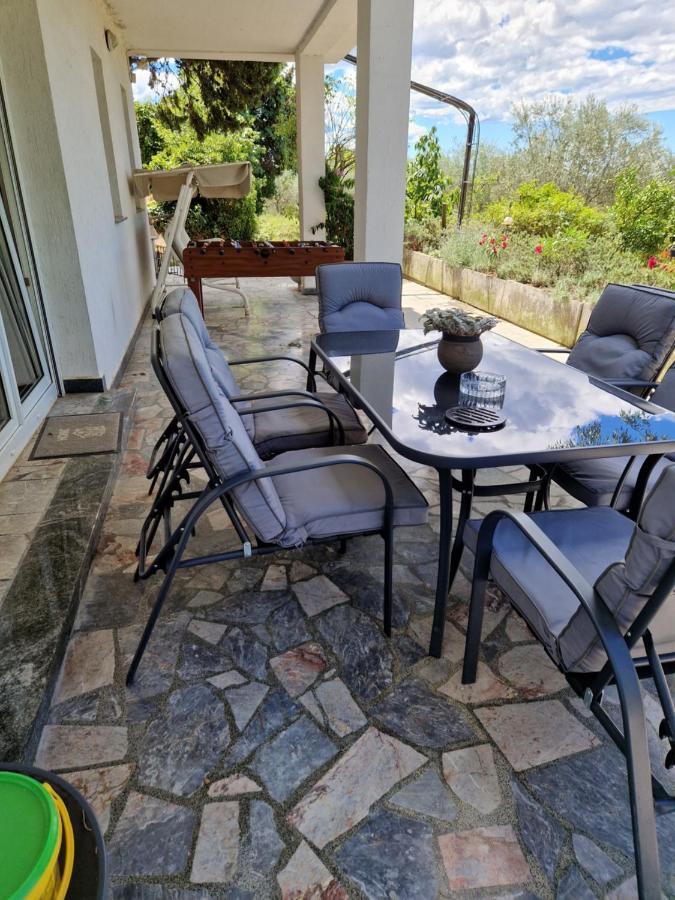 Garden Apartment Secovlje Ngoại thất bức ảnh